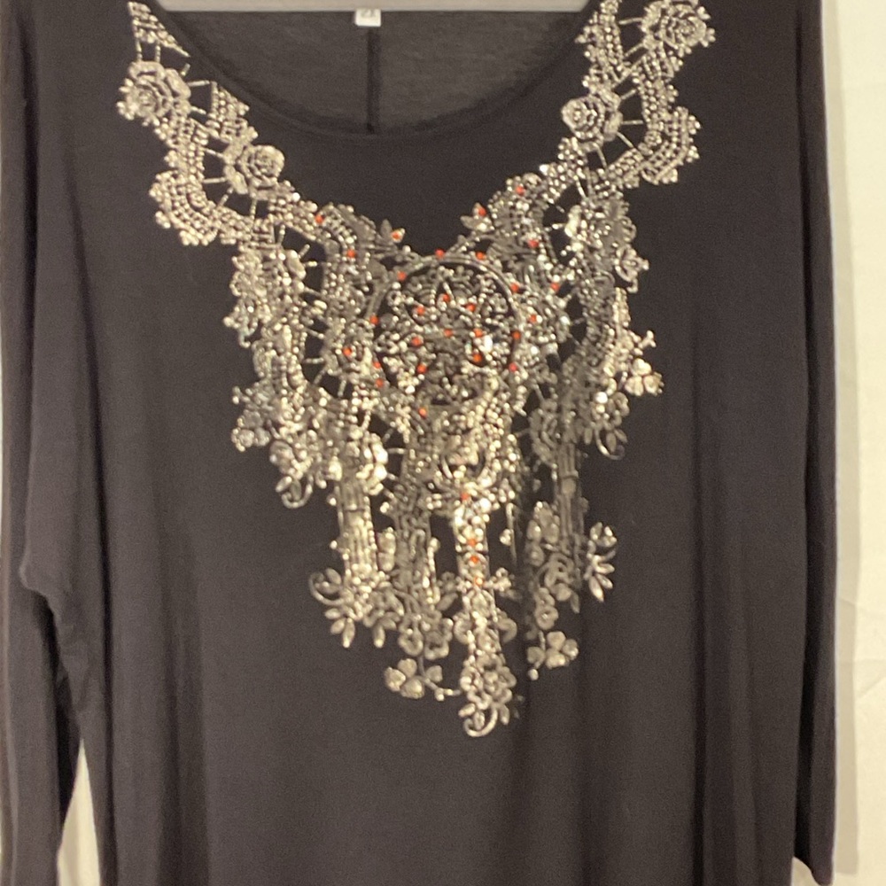 Mel & Mo Embellished Black Top Sz 2XL